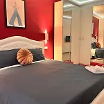 Beautiful Three-room In The Historic Center