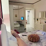 Beautiful Three-room In The Historic Center *