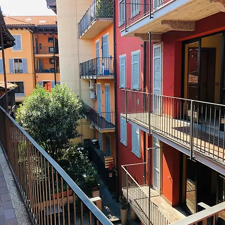 Apartmán Beautiful Three-room In The Historic Center Verbania