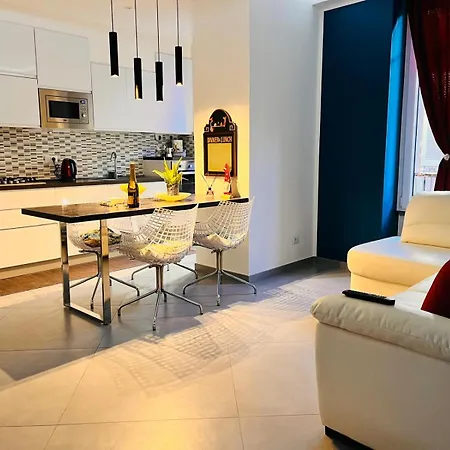 Beautiful Three-room In The Historic Center Apartmán