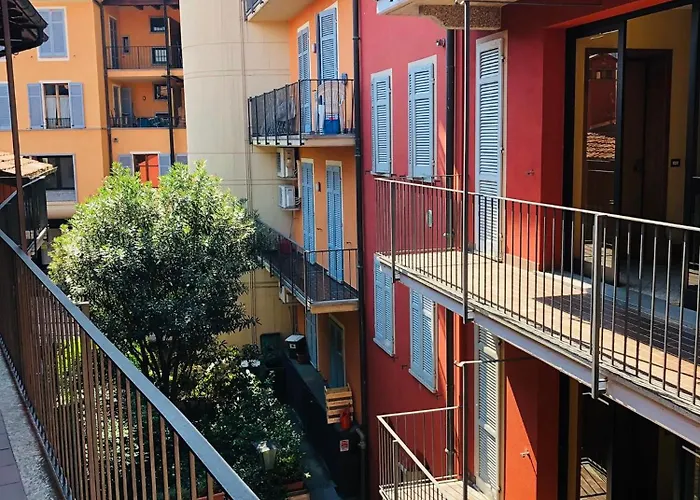 Apartmán Beautiful Three-room In The Historic Center Verbania